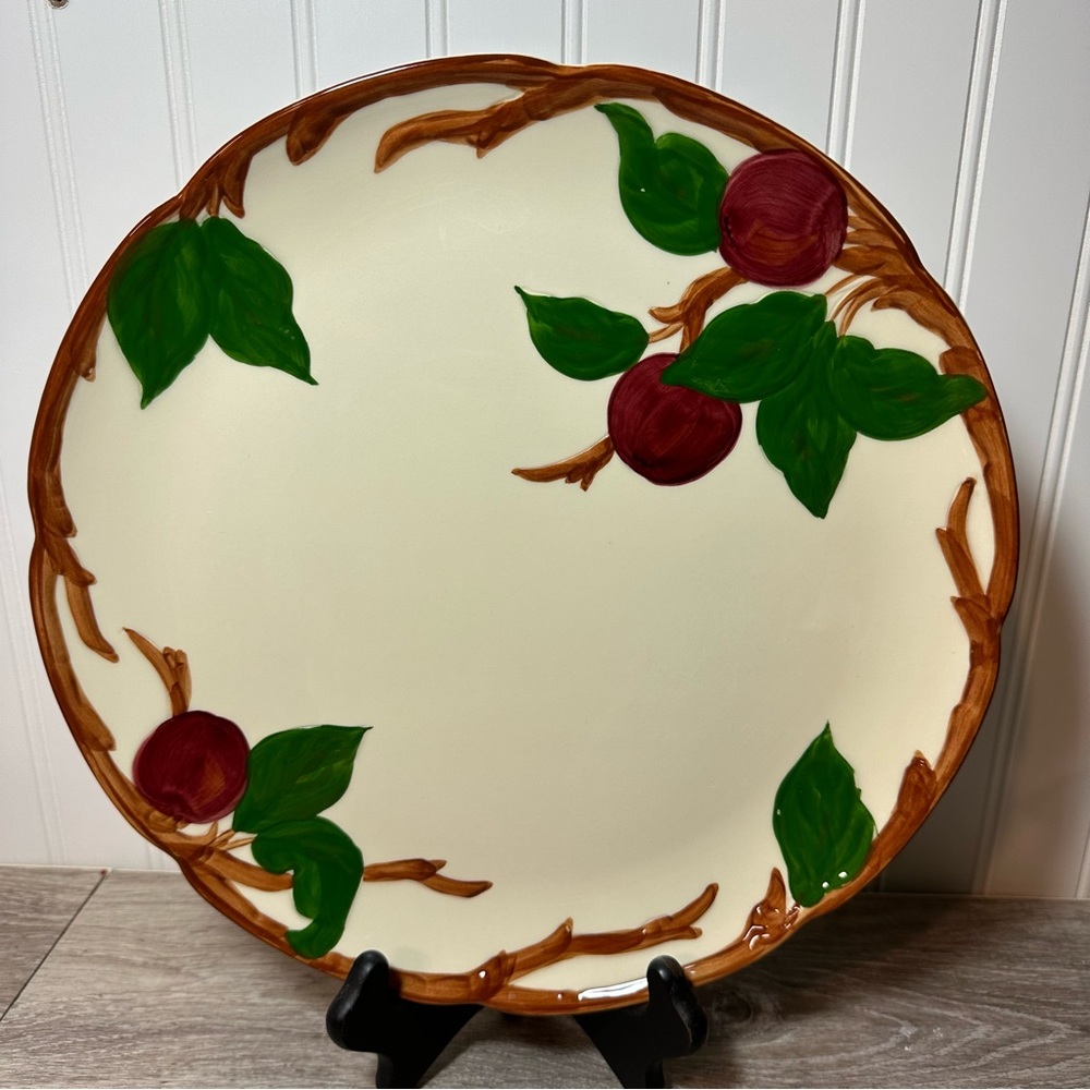 Franciscan Apple Platter | Chop Plate 12” Excellent Condition USA Backstamp